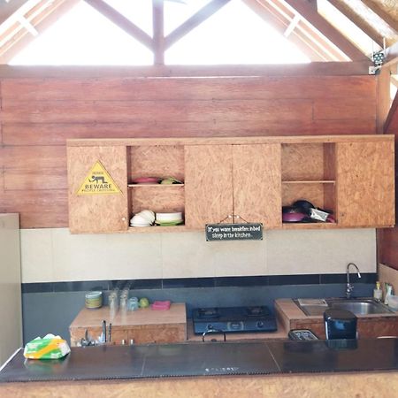 The Golden Ave Bungalow Gili Trawangan Exterior foto