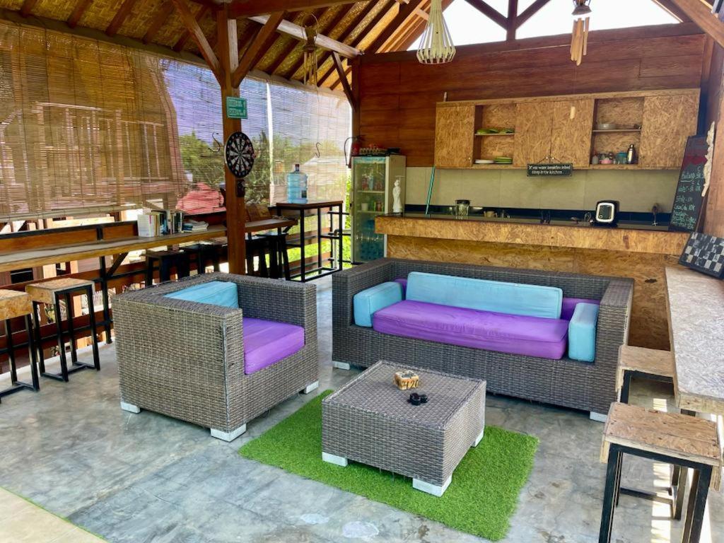 The Golden Ave Bungalow Gili Trawangan Exterior foto